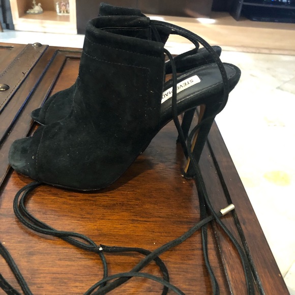 Sandals - Picture 2 of 5